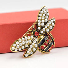 Darseen Bee Brooch