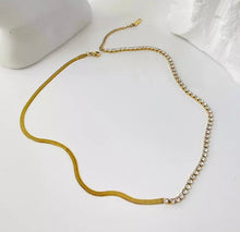 Elsa Necklace