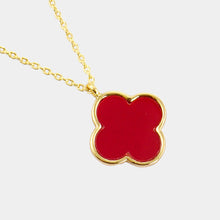 Clover Pendant Necklace