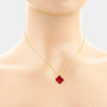 Clover Pendant Necklace